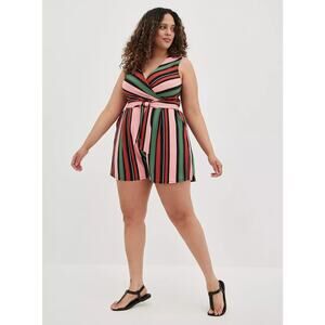 NWT Torrid Plus Studio Knit V-Neck Pockets Tie Surplice Romper Size: 1X (14/16)